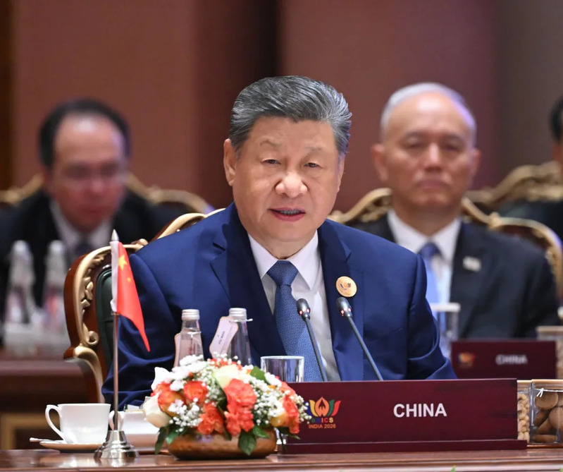 习近平出席金砖国家领导人第十八次会晤第一阶段会议并发表重要讲话.jpg